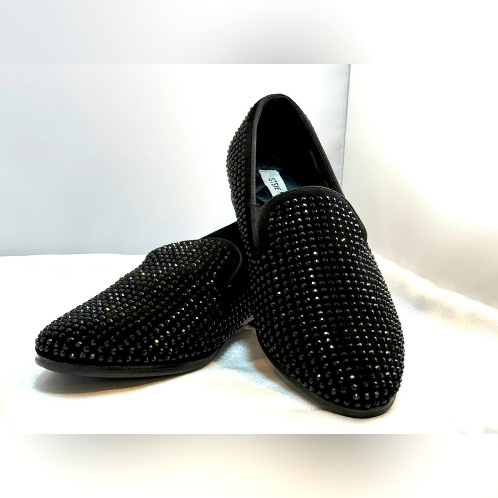 Steve Madden Black rhinestone loafer. IS size 9.